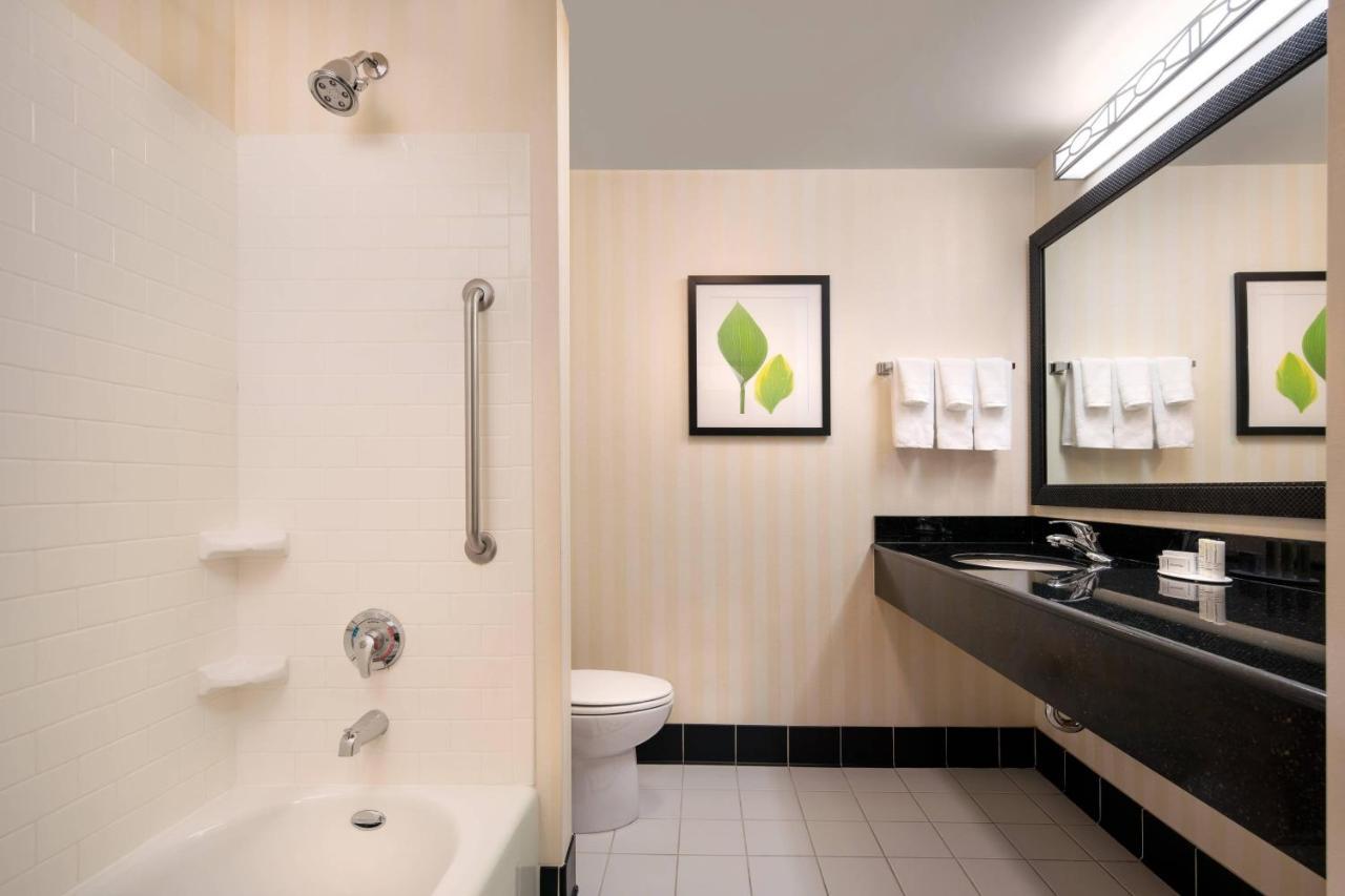 Fairfield Inn & Suites Рединг Екстериор снимка